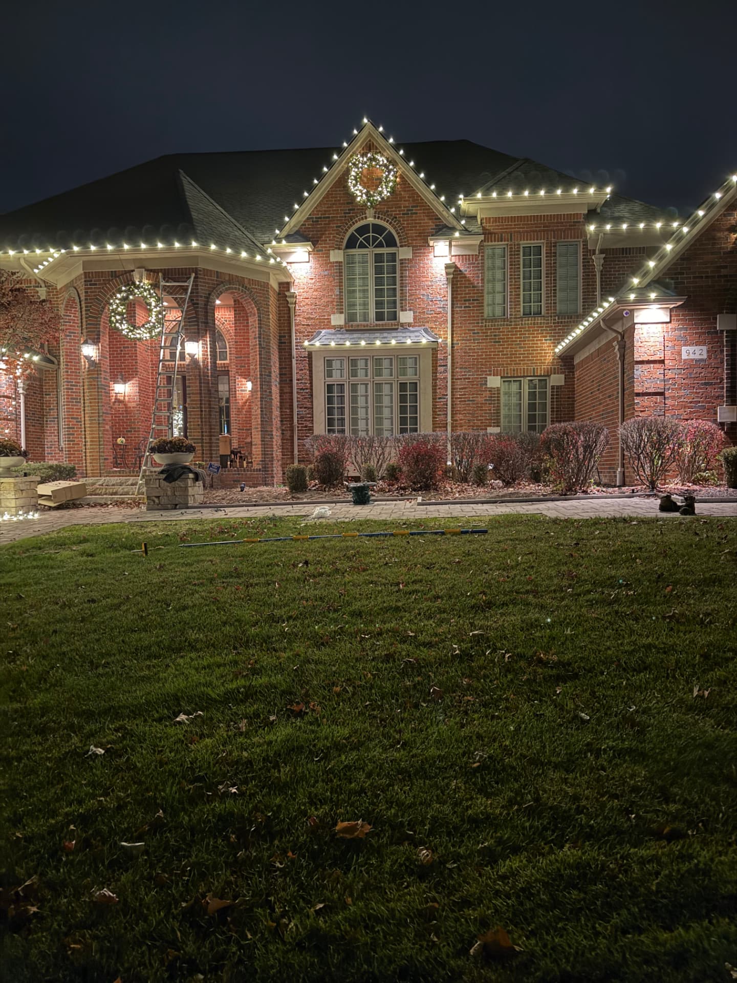 Dynamite Lights holiday lighting installation 1
